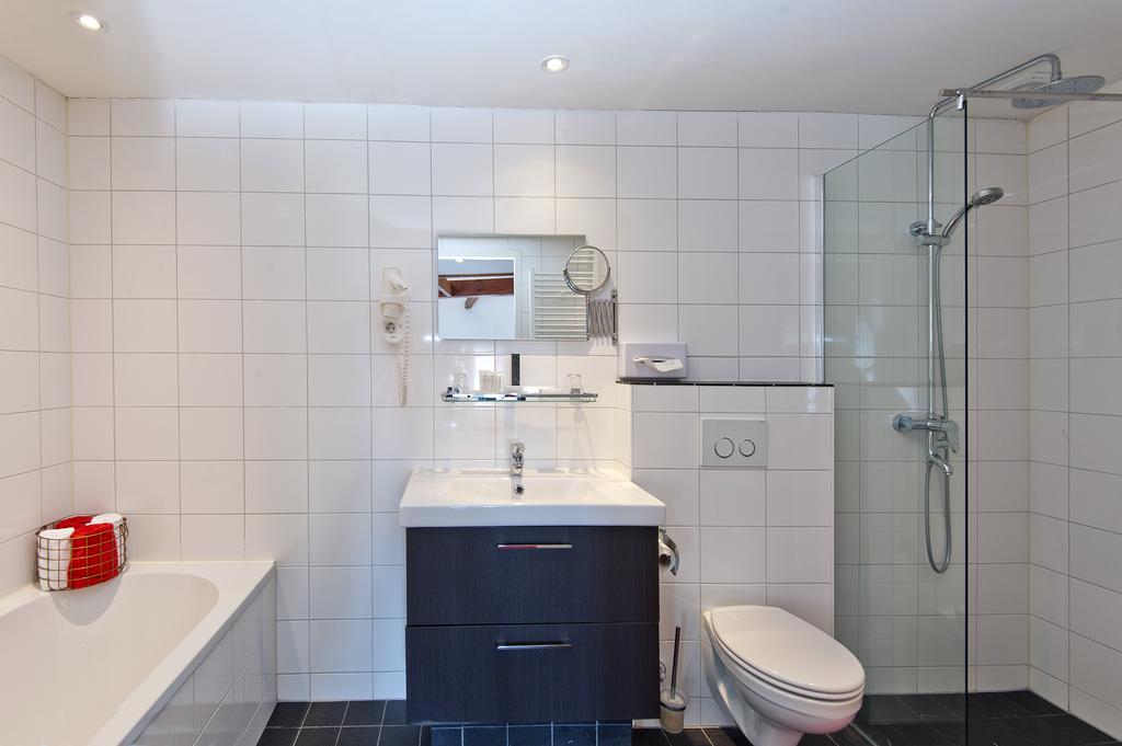 Ambassador City Center Hotel Haarlem Ambassador City Center Hotel Haarlem