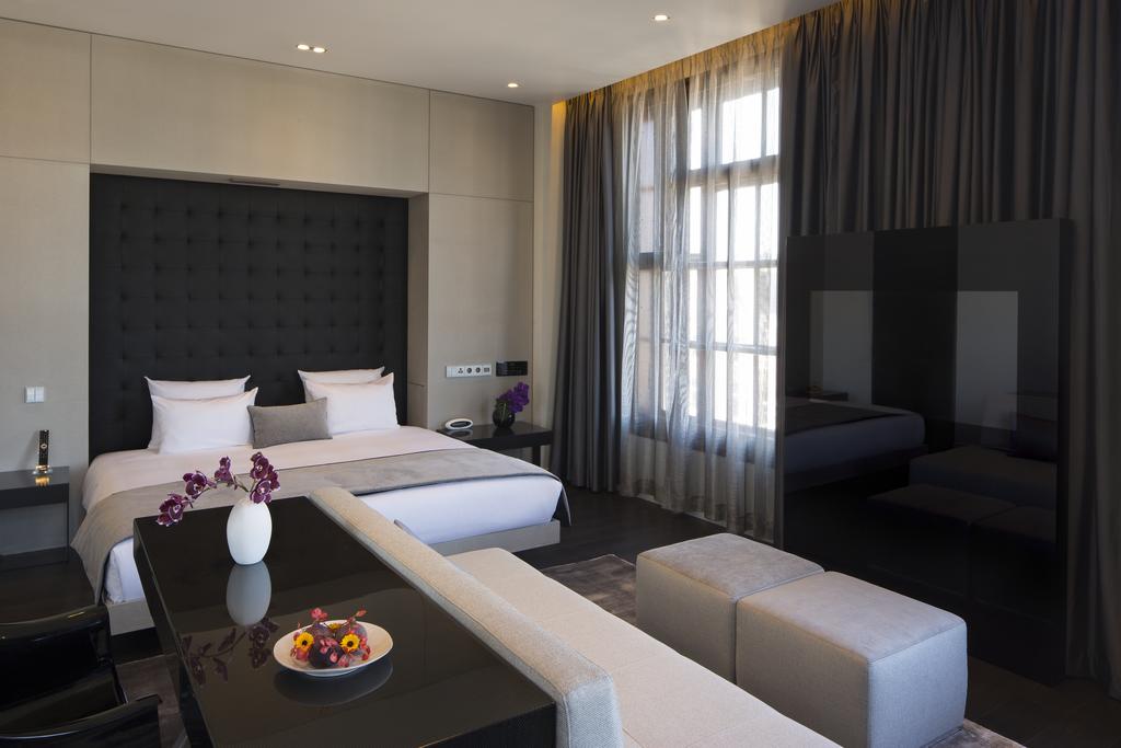 art'amsterdam Hotel Operator B.V. art'amsterdam Hotel Operator B.V.